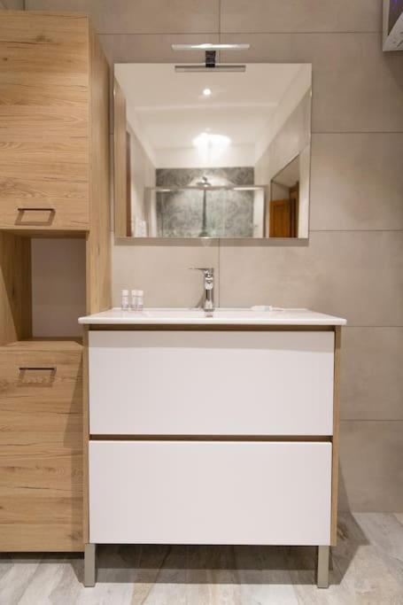 Cozy And Charmin 3Br Apartment Steps By Duomo Φλωρεντία Εξωτερικό φωτογραφία