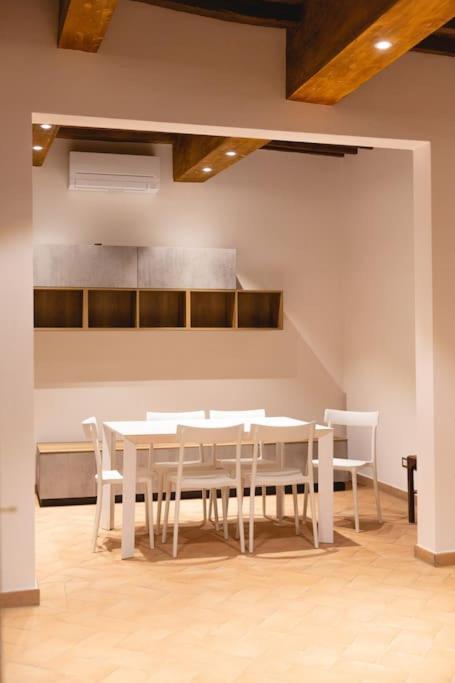 Cozy And Charmin 3Br Apartment Steps By Duomo Φλωρεντία Εξωτερικό φωτογραφία