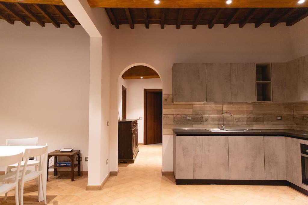 Cozy And Charmin 3Br Apartment Steps By Duomo Φλωρεντία Εξωτερικό φωτογραφία