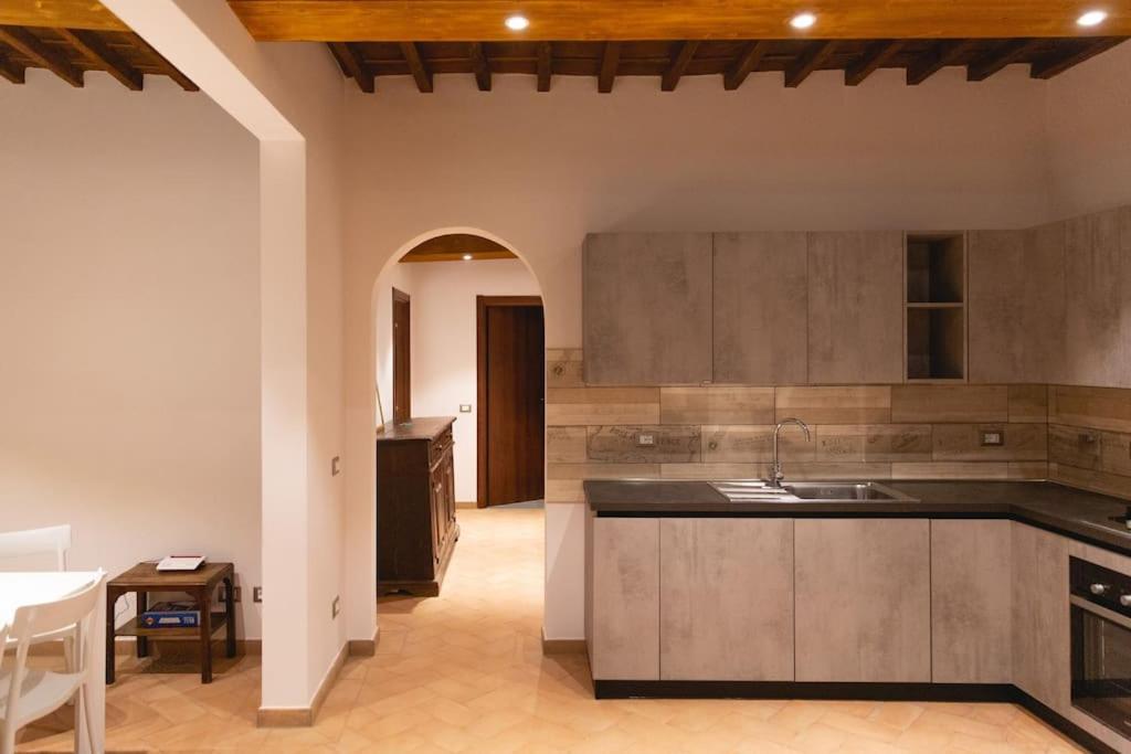 Cozy And Charmin 3Br Apartment Steps By Duomo Φλωρεντία Εξωτερικό φωτογραφία