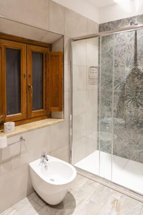 Cozy And Charmin 3Br Apartment Steps By Duomo Φλωρεντία Εξωτερικό φωτογραφία